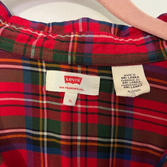 Levi's Red Plaid Button Down Shirt - Picture 5 of 6
